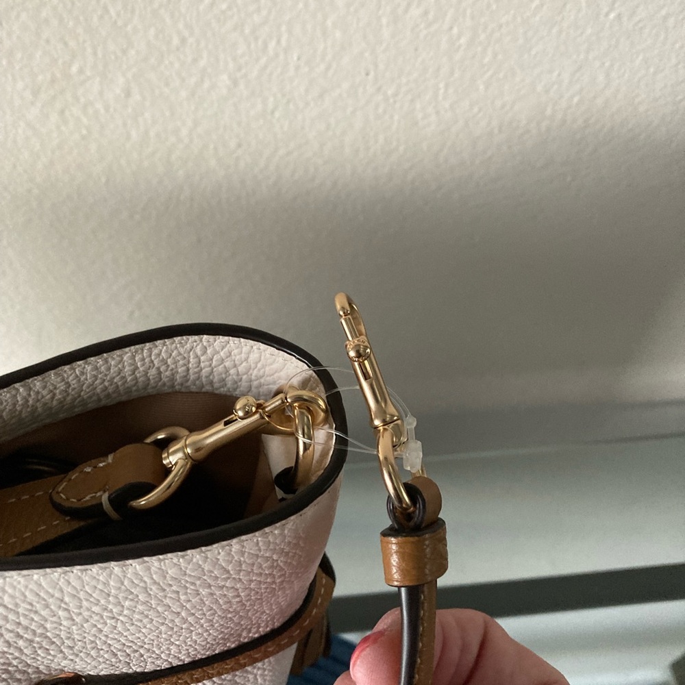 SOLD-- COACH LEATHER ANDY TOTE/CROSSBODY IN GORGEOUS CHALK MULTI - NWOT! - Picture 9 of 11